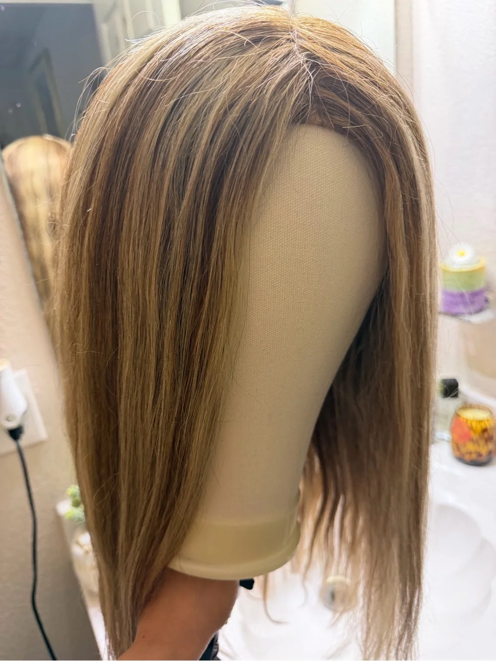 100% Human hair Women’s Straight Wig - Light Brown Blonde